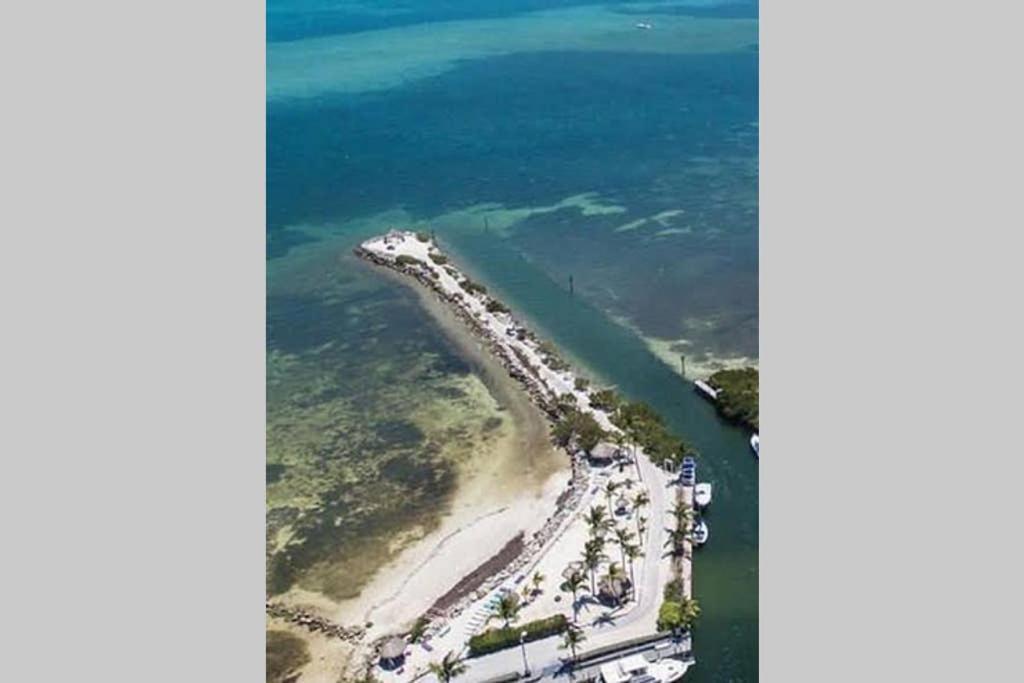 Licensed Mgr - 2/2 Villa - Oceanfront Beach Resort - Saltwater Lagoon & Marina! Key Largo Luaran gambar