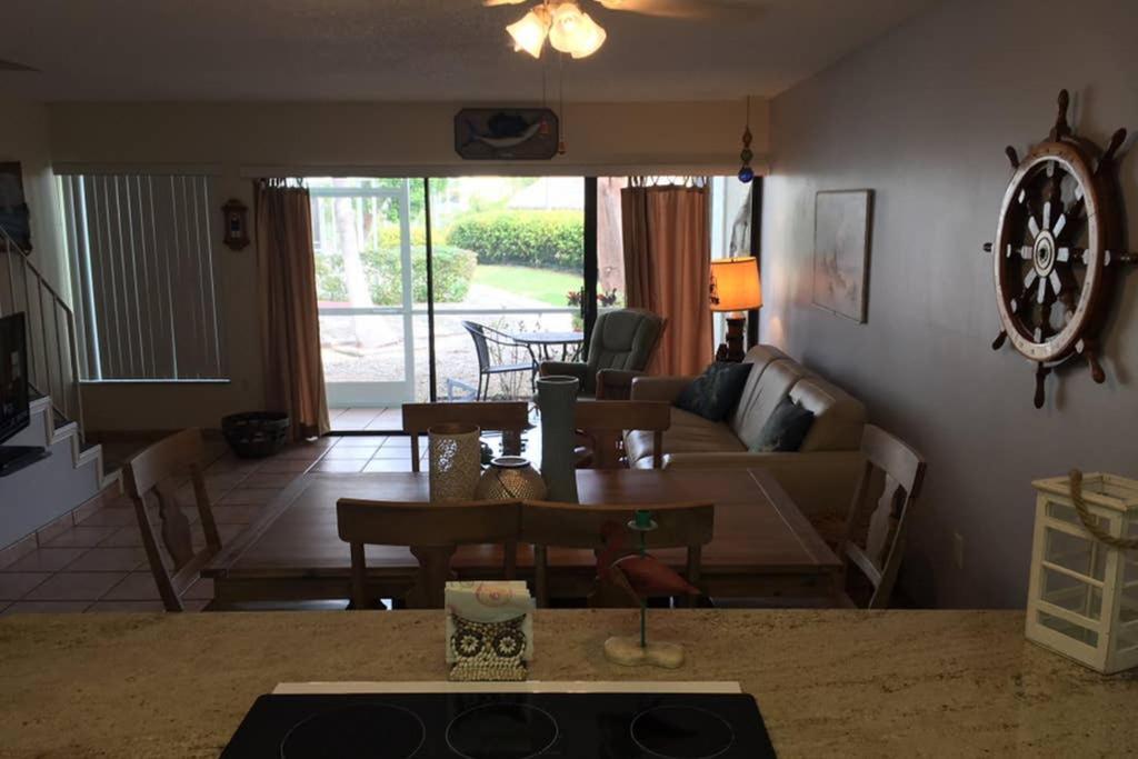 Licensed Mgr - 2/2 Villa - Oceanfront Beach Resort - Saltwater Lagoon & Marina! Key Largo Luaran gambar